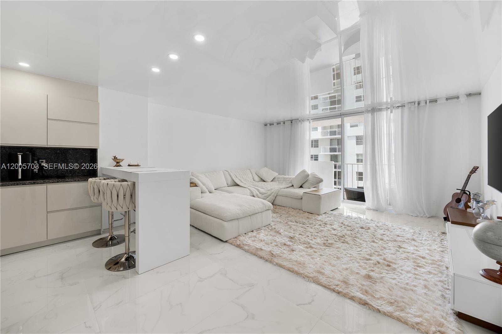 Photo of 1865 Ocean Dr  #15B, Hallandale Beach, Florida, 33009 - 