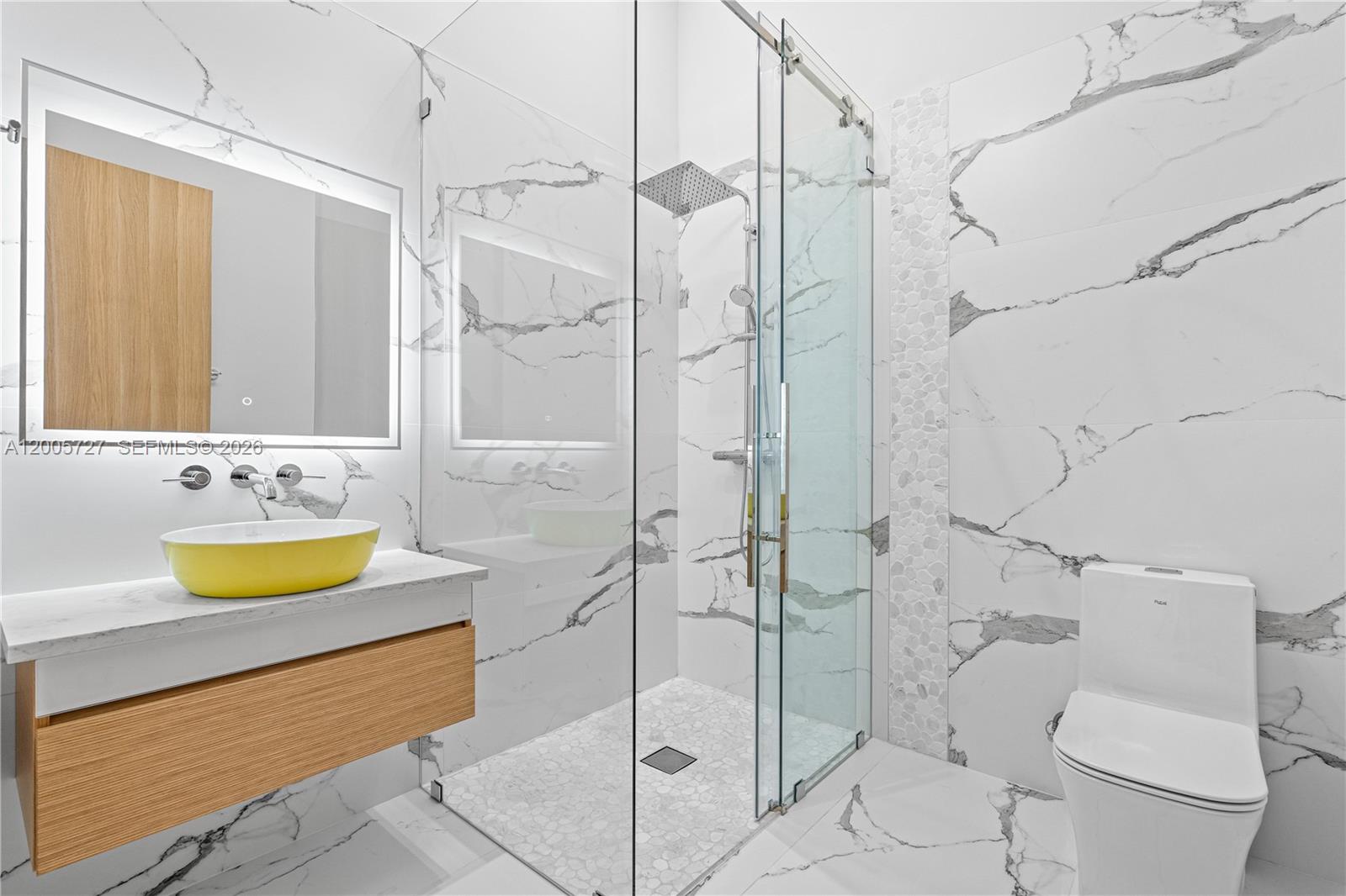 635 5 / 3 2199 sq. ft. $ 2026-04-22 0 Photo