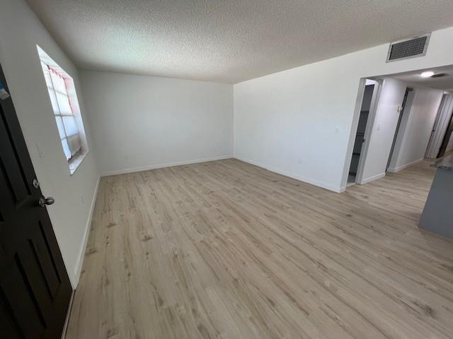   / 0  sq. ft. $ 2026-05-21 0 Photo