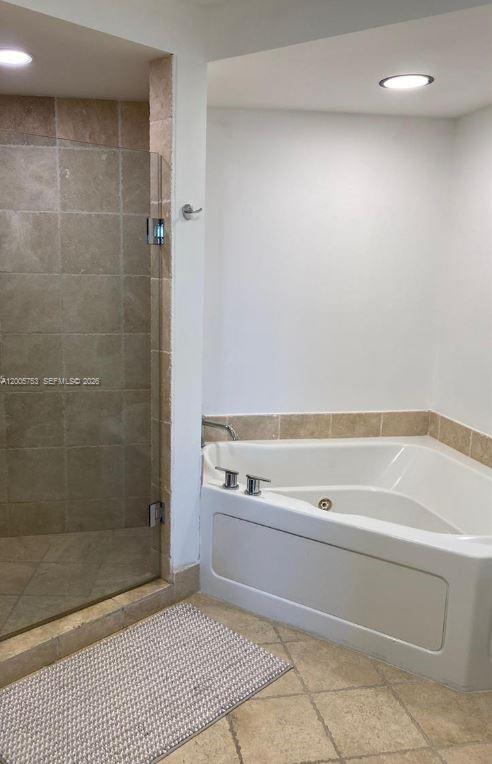 2003 1 / 2 914 sq. ft. $ 2026-04-22 0 Photo
