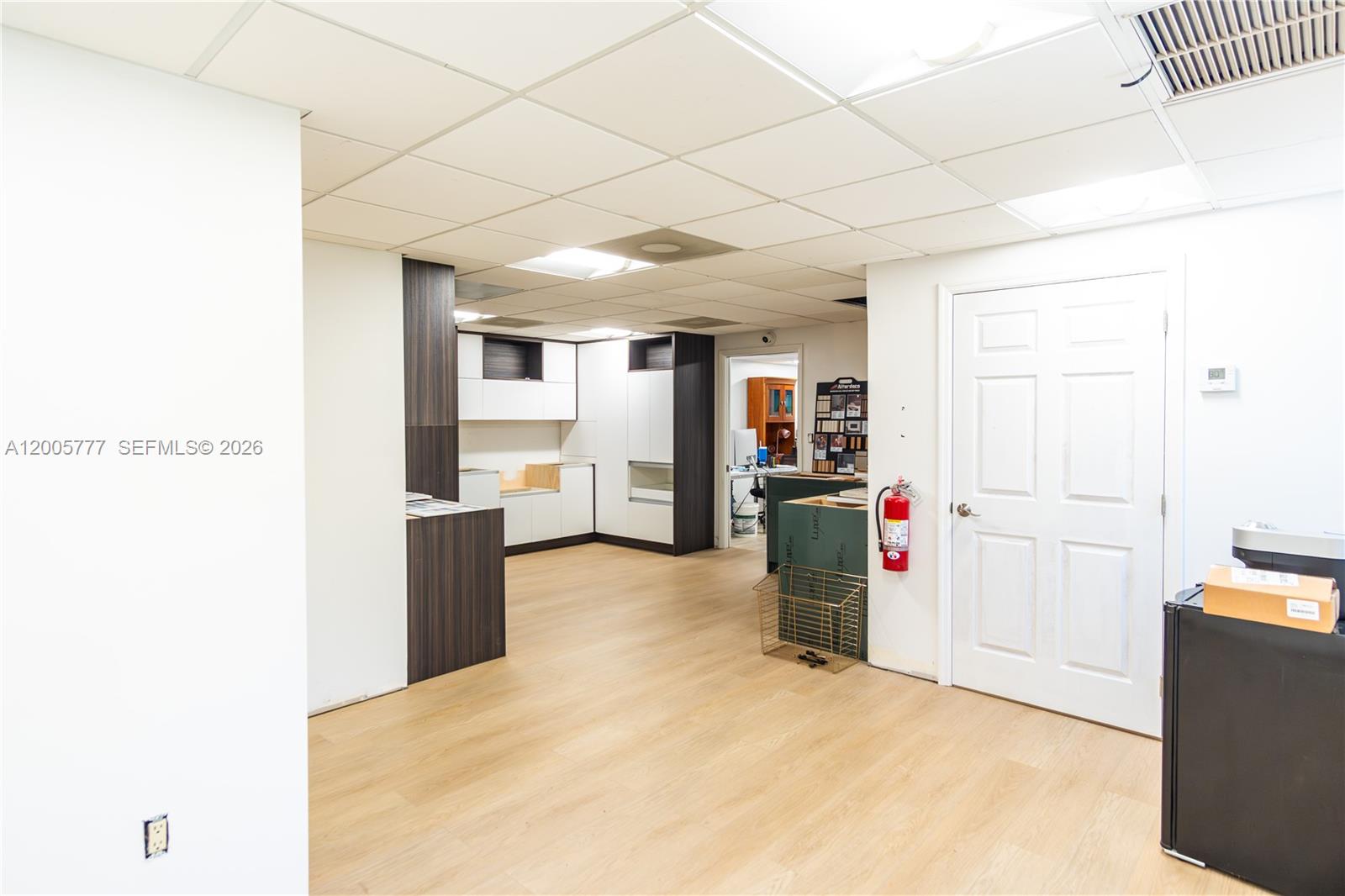   /   sq. ft. $ 2026-04-22 0 Photo