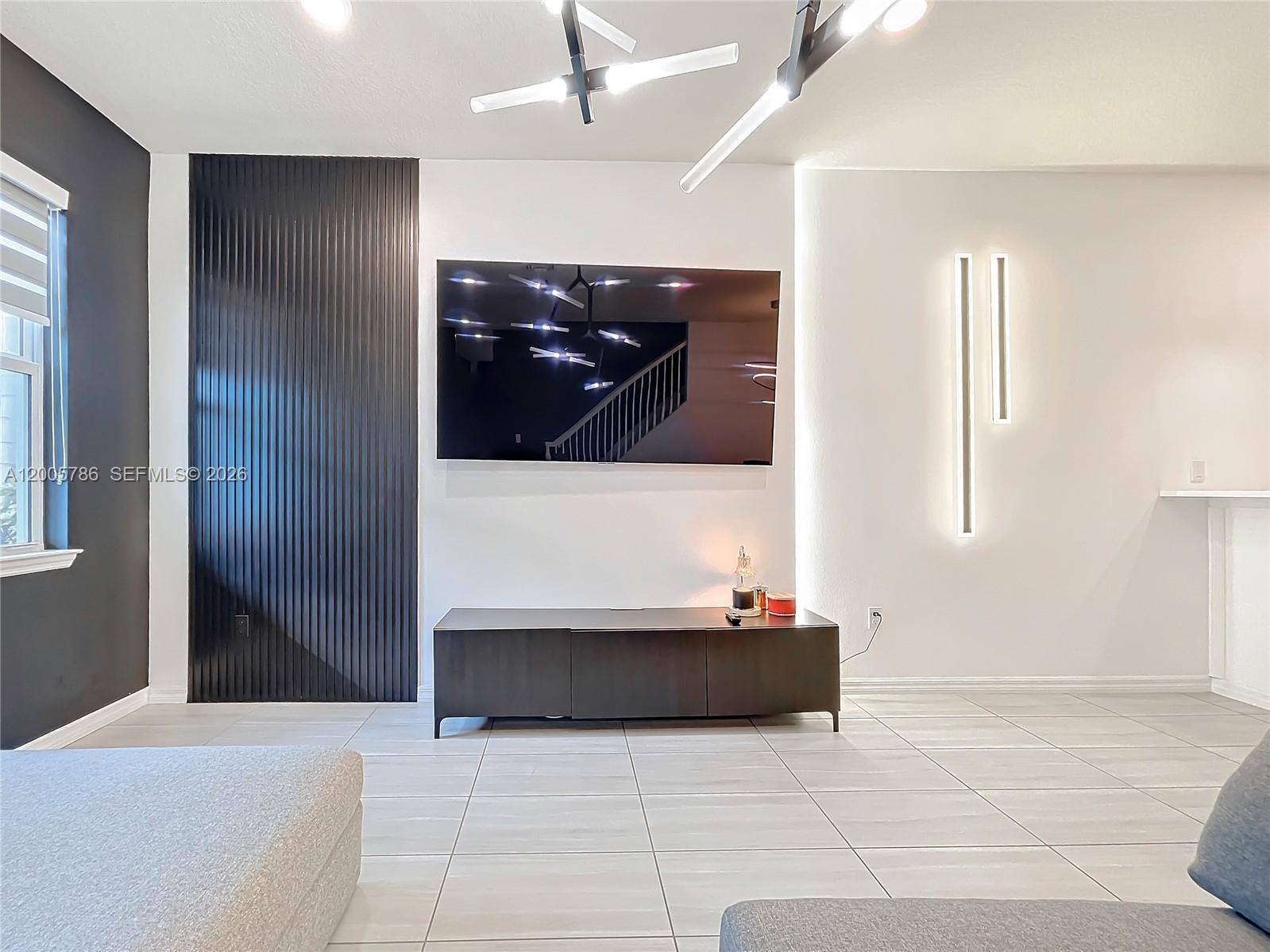 5040 3 / 3 1421 sq. ft. $ 2026-04-22 0 Photo