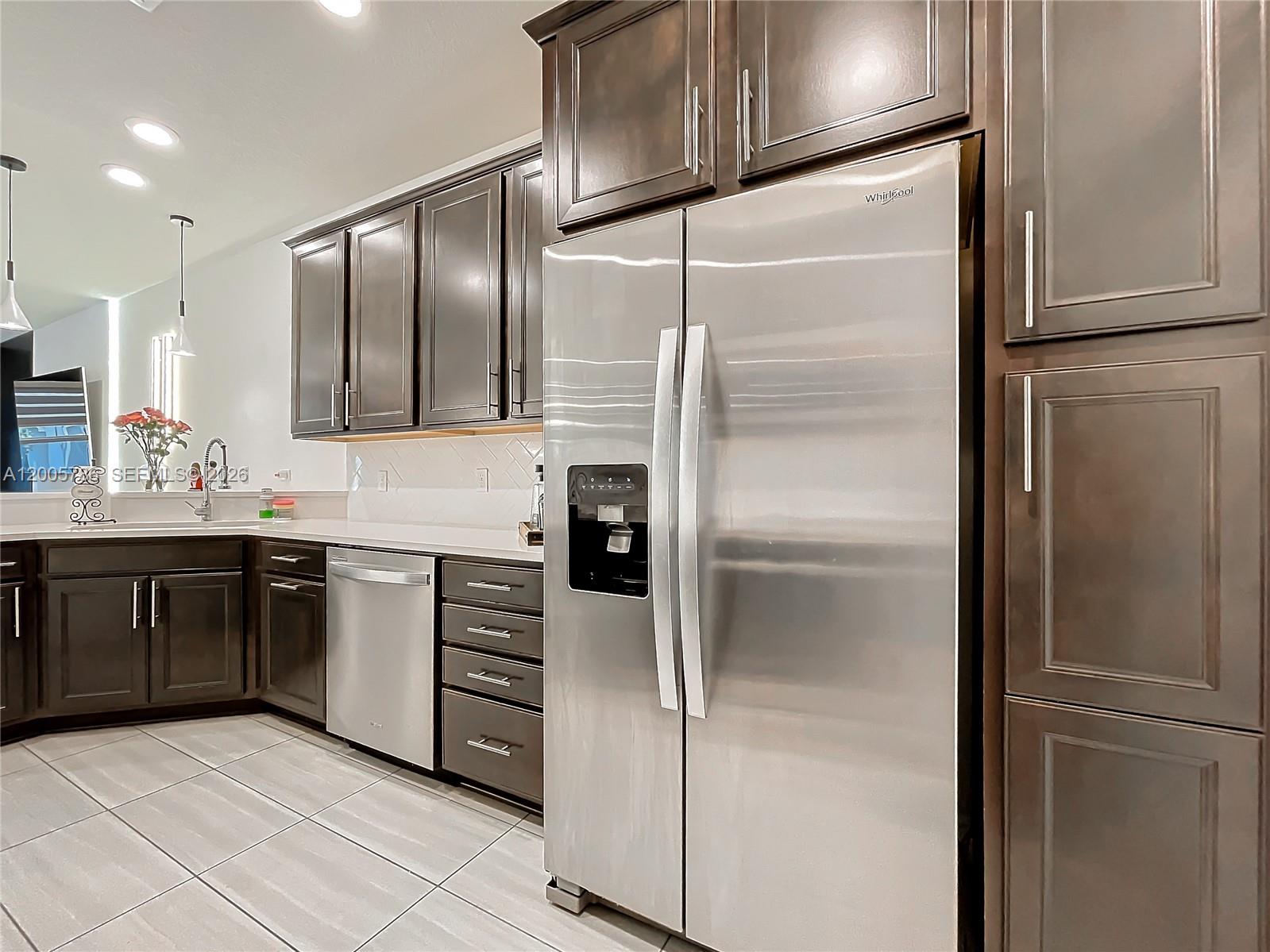 5040 3 / 3 1421 sq. ft. $ 2026-04-22 0 Photo