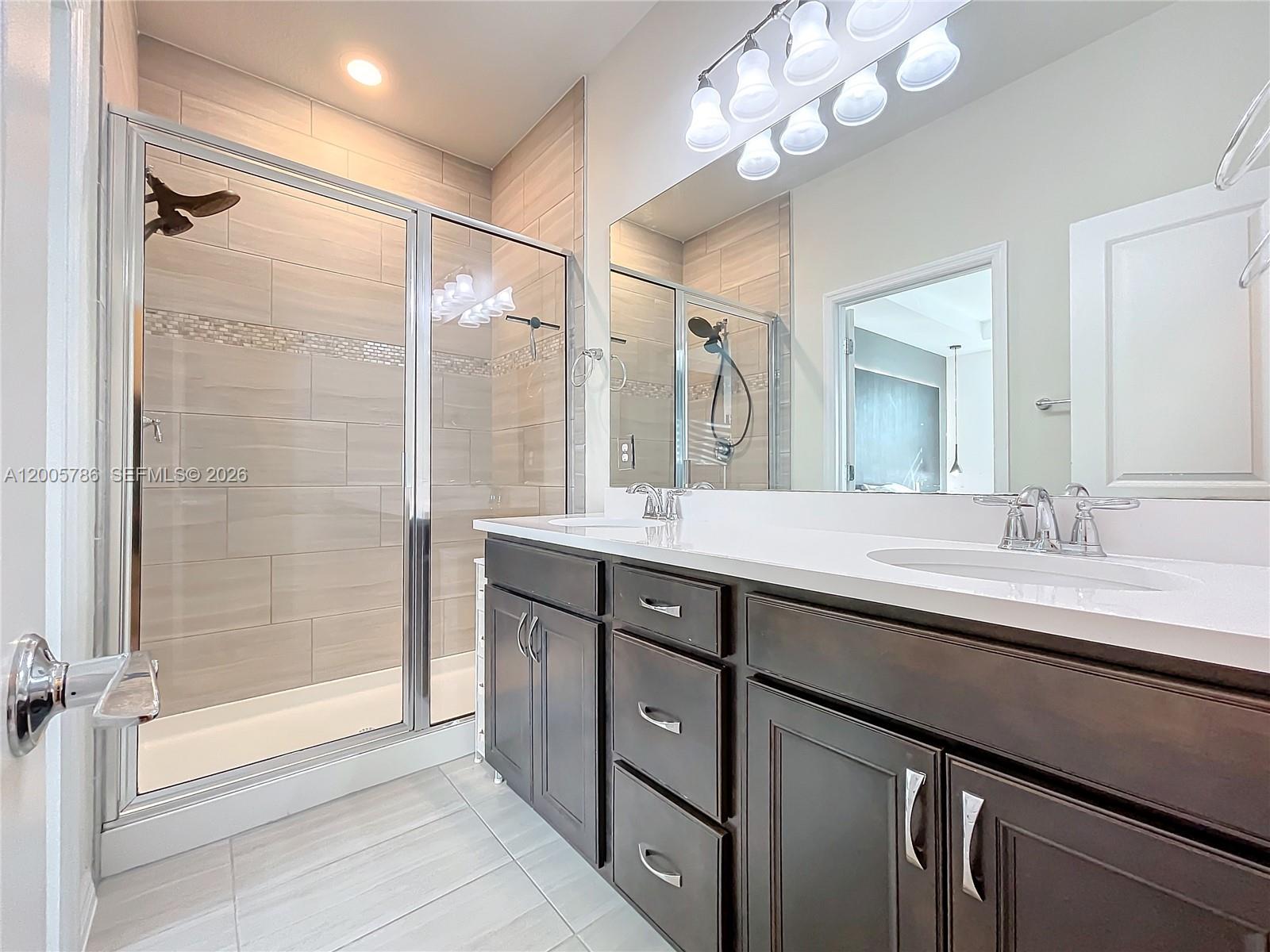 5040 3 / 3 1421 sq. ft. $ 2026-04-22 0 Photo