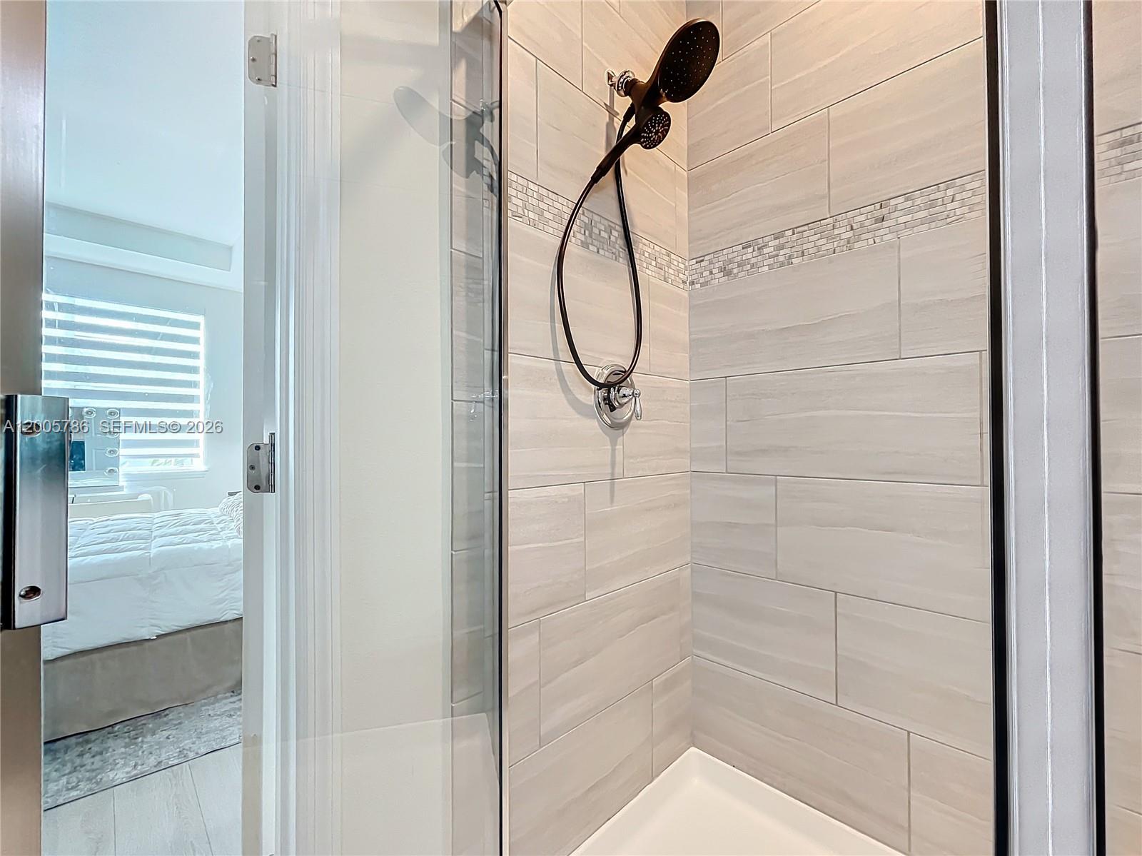 5040 3 / 3 1421 sq. ft. $ 2026-04-22 0 Photo
