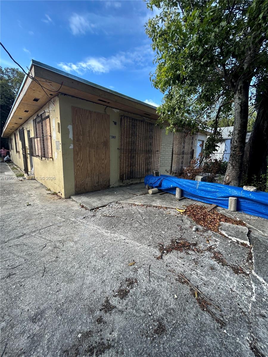   /  2080 sq. ft. $ 2026-04-22 0 Photo