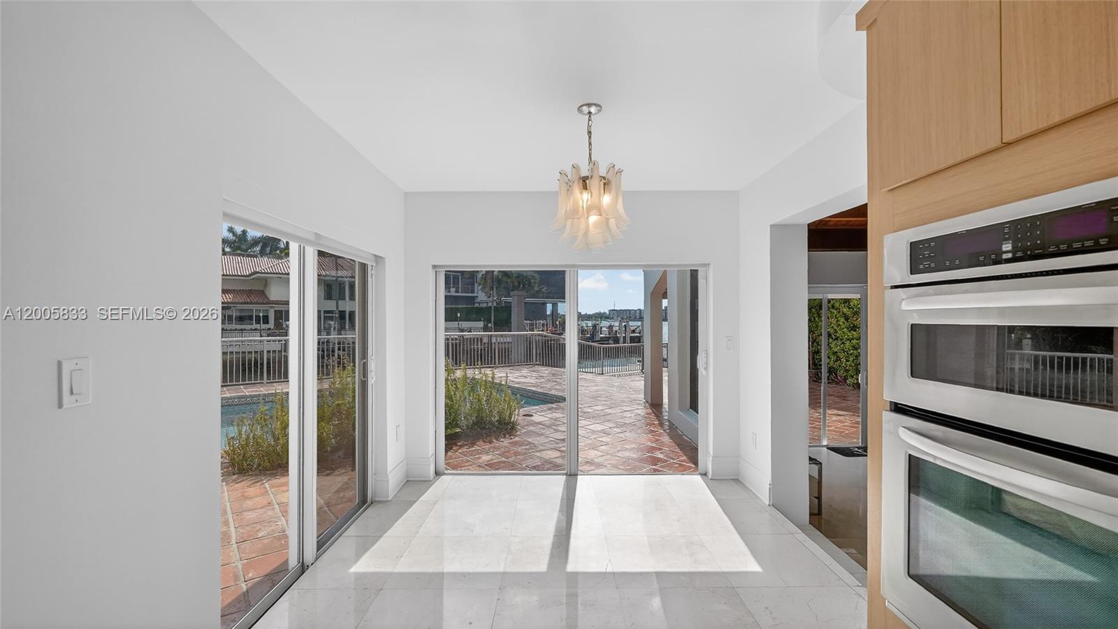 Ver detalles / sq. ft. $ 2026-04-22 0 foto