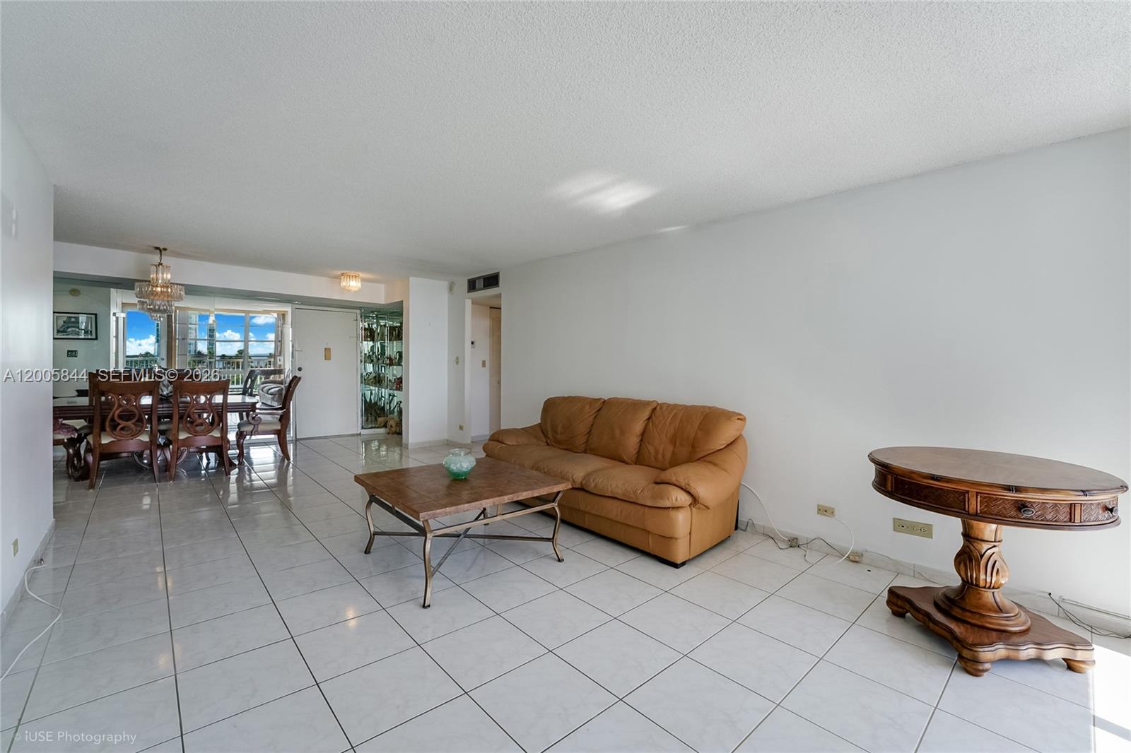 See details 617 2 / 2 1488 sq. ft. $ 2026-04-22 0 Photo