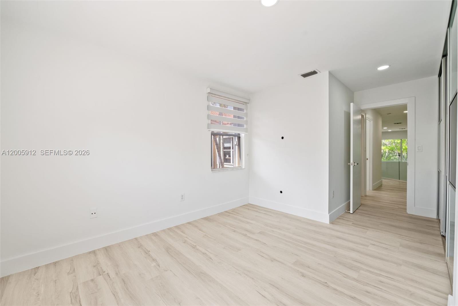 Photo of 21012 34th Ct  (21012), Aventura, Florida, 33180 - Room 1