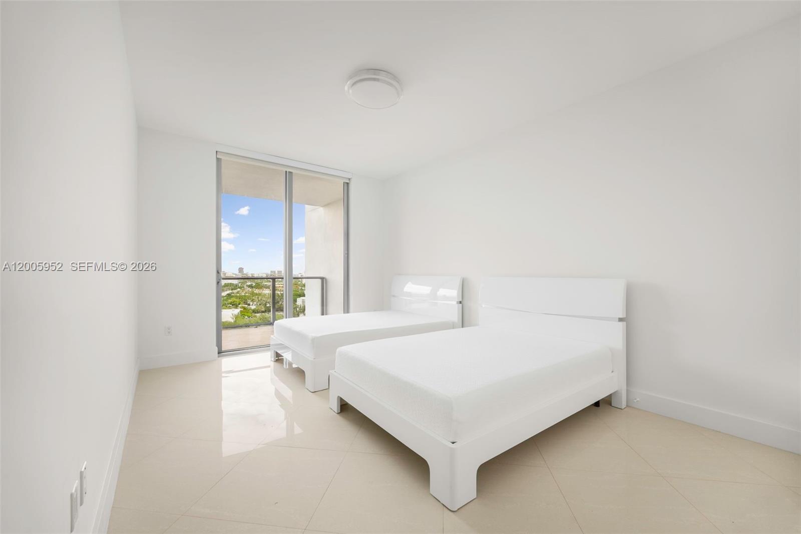 Photo of 17301 Biscayne Blvd  #1704, North Miami Beach, Florida, 33160 - 