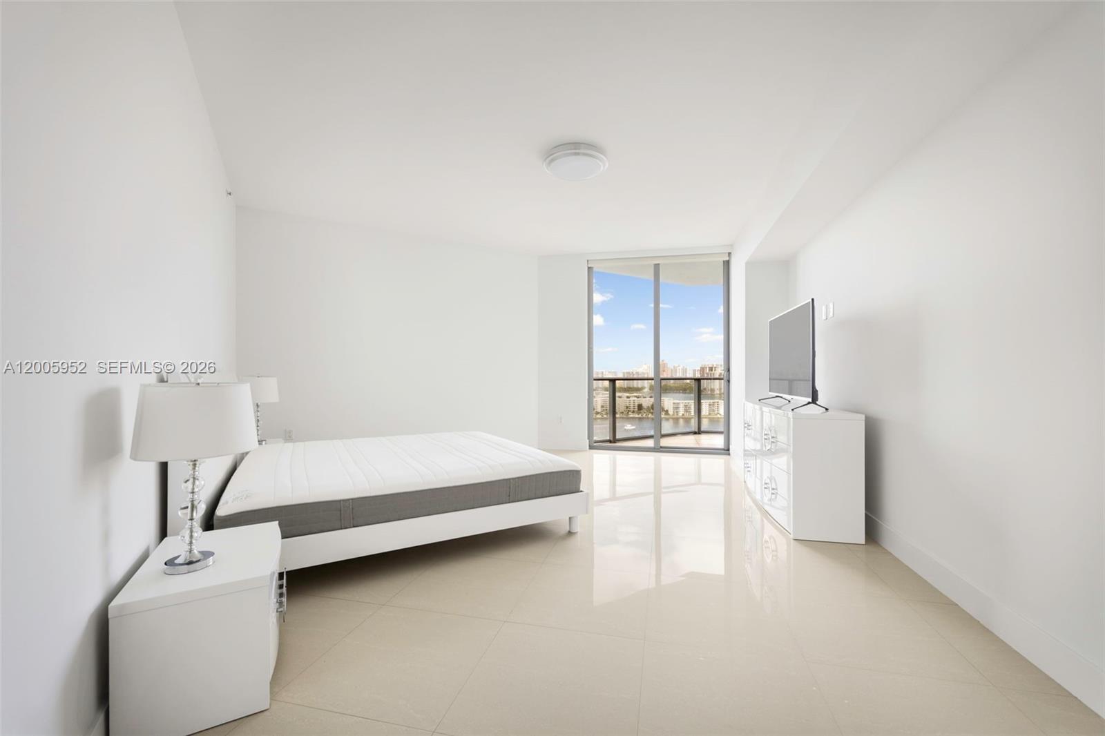 Photo of 17301 Biscayne Blvd  #1704, North Miami Beach, Florida, 33160 - 
