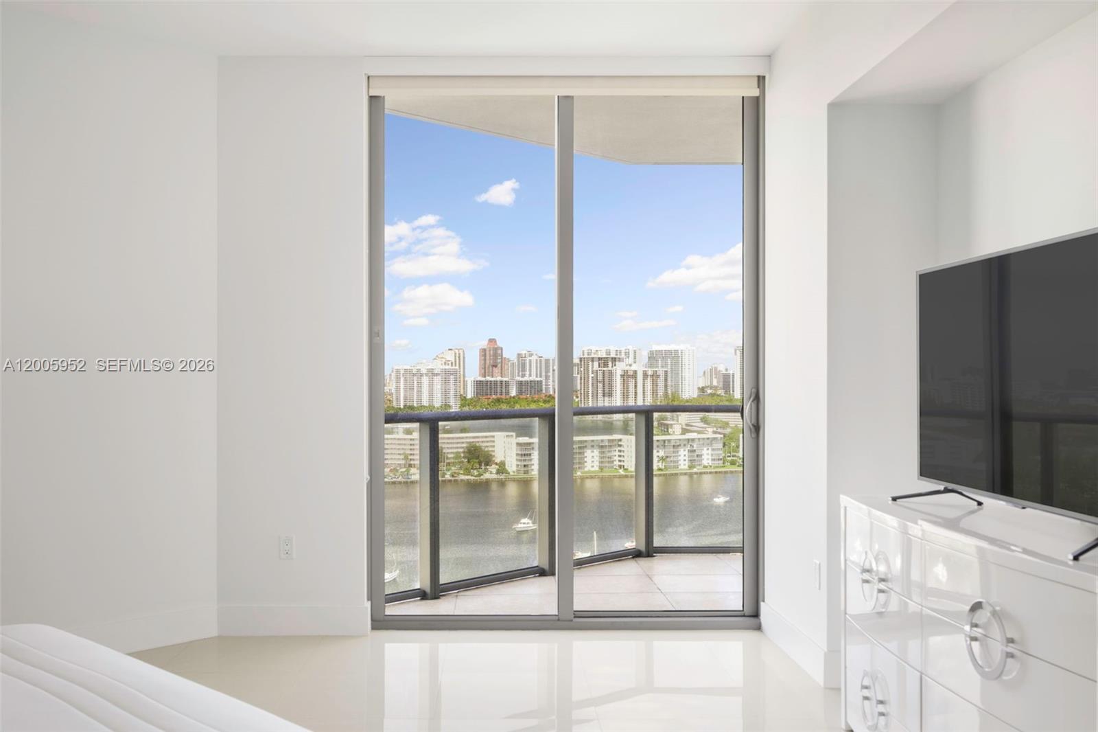 Photo of 17301 Biscayne Blvd  #1704, North Miami Beach, Florida, 33160 - 
