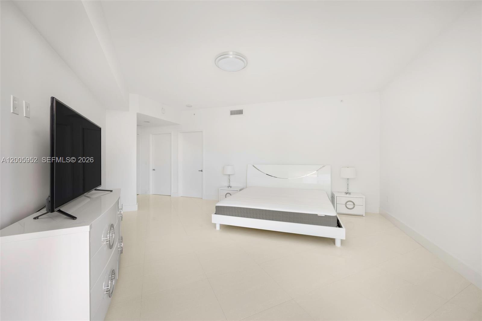 Photo of 17301 Biscayne Blvd  #1704, North Miami Beach, Florida, 33160 - 