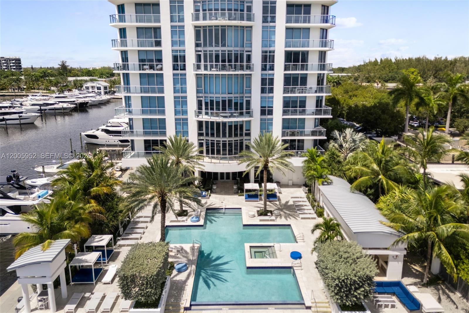 Photo of 17301 Biscayne Blvd  #1704, North Miami Beach, Florida, 33160 - 