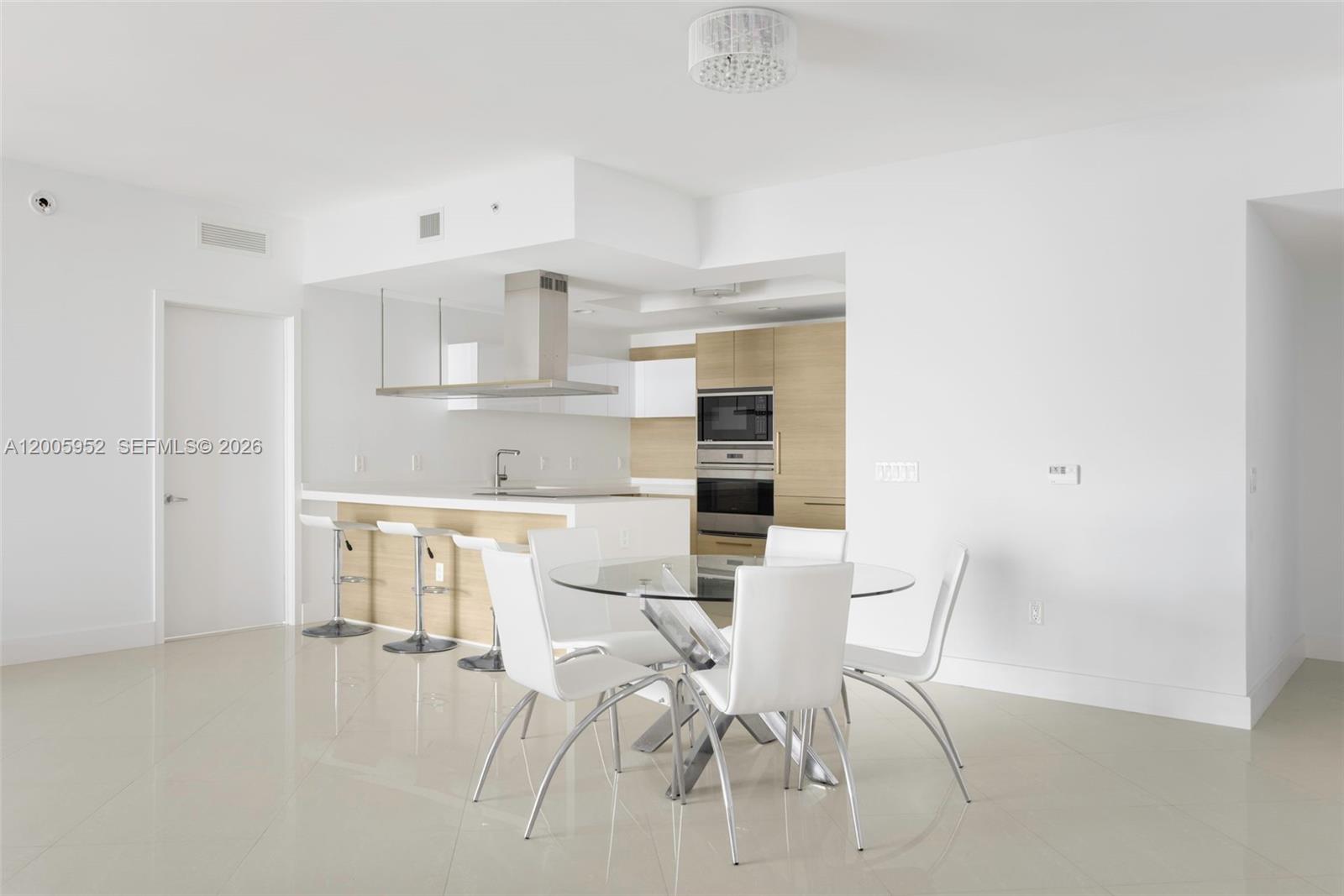 Photo of 17301 Biscayne Blvd  #1704, North Miami Beach, Florida, 33160 - 