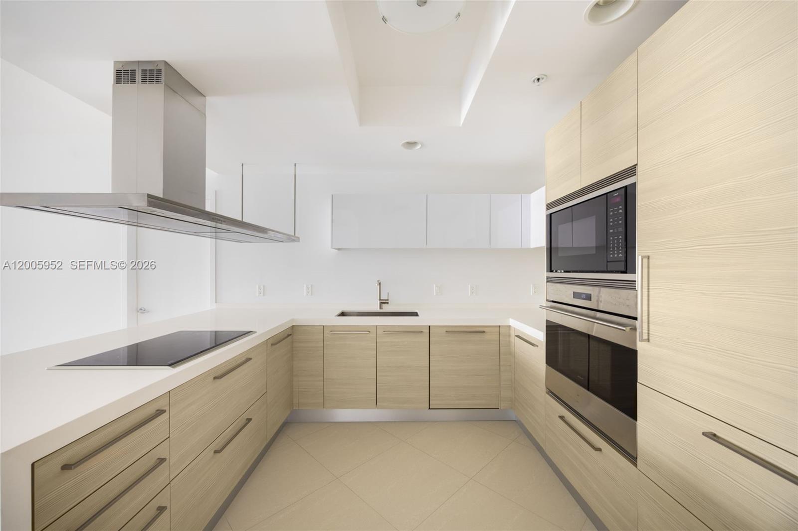 Photo of 17301 Biscayne Blvd  #1704, North Miami Beach, Florida, 33160 - 