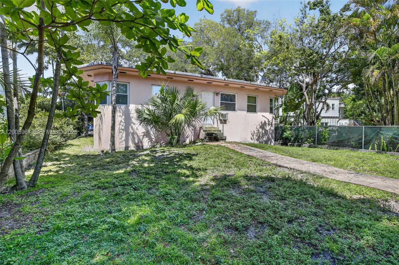   /   sq. ft. $ 2026-04-22 0 Photo