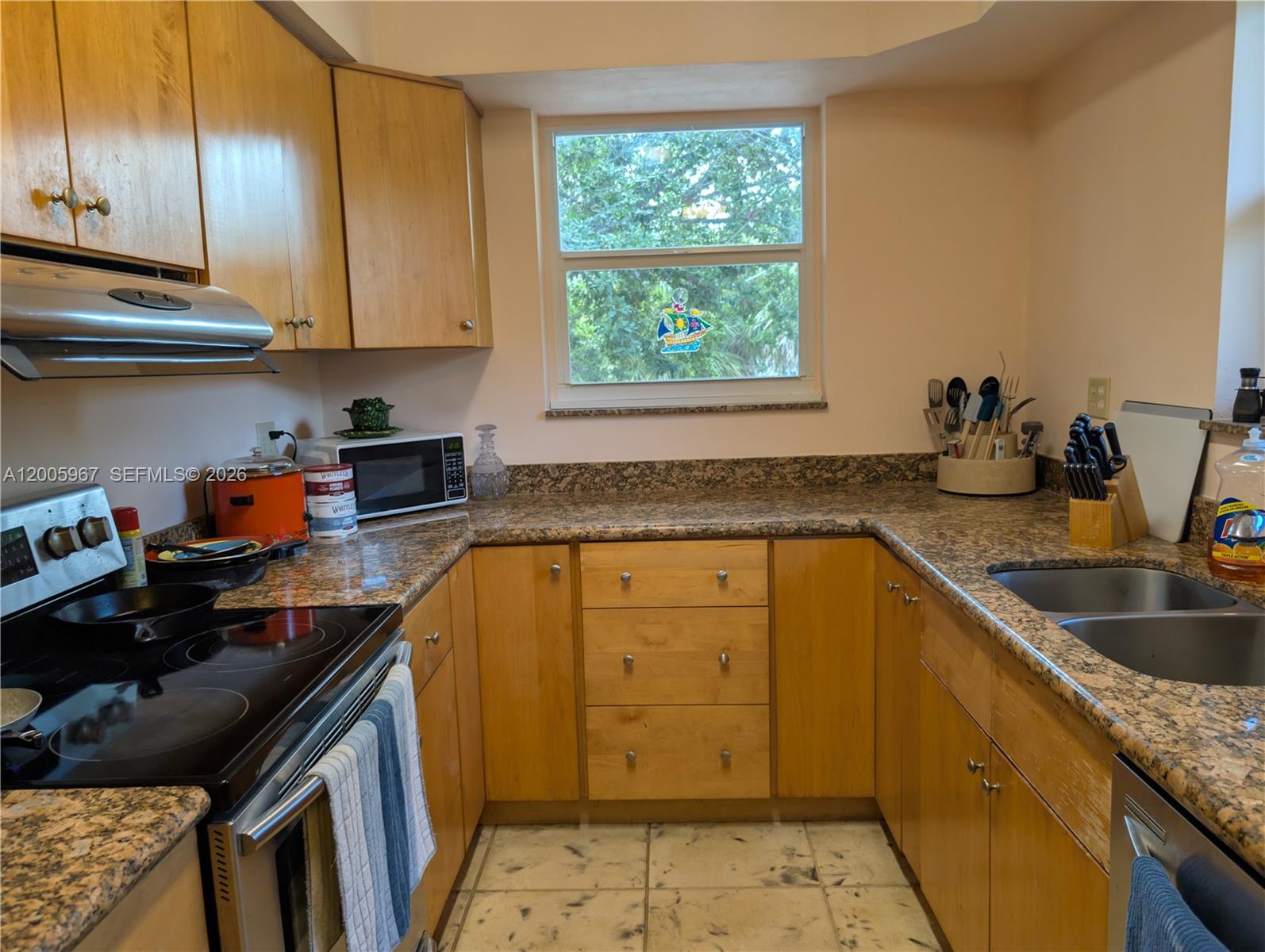   /   sq. ft. $ 2026-04-22 0 Photo