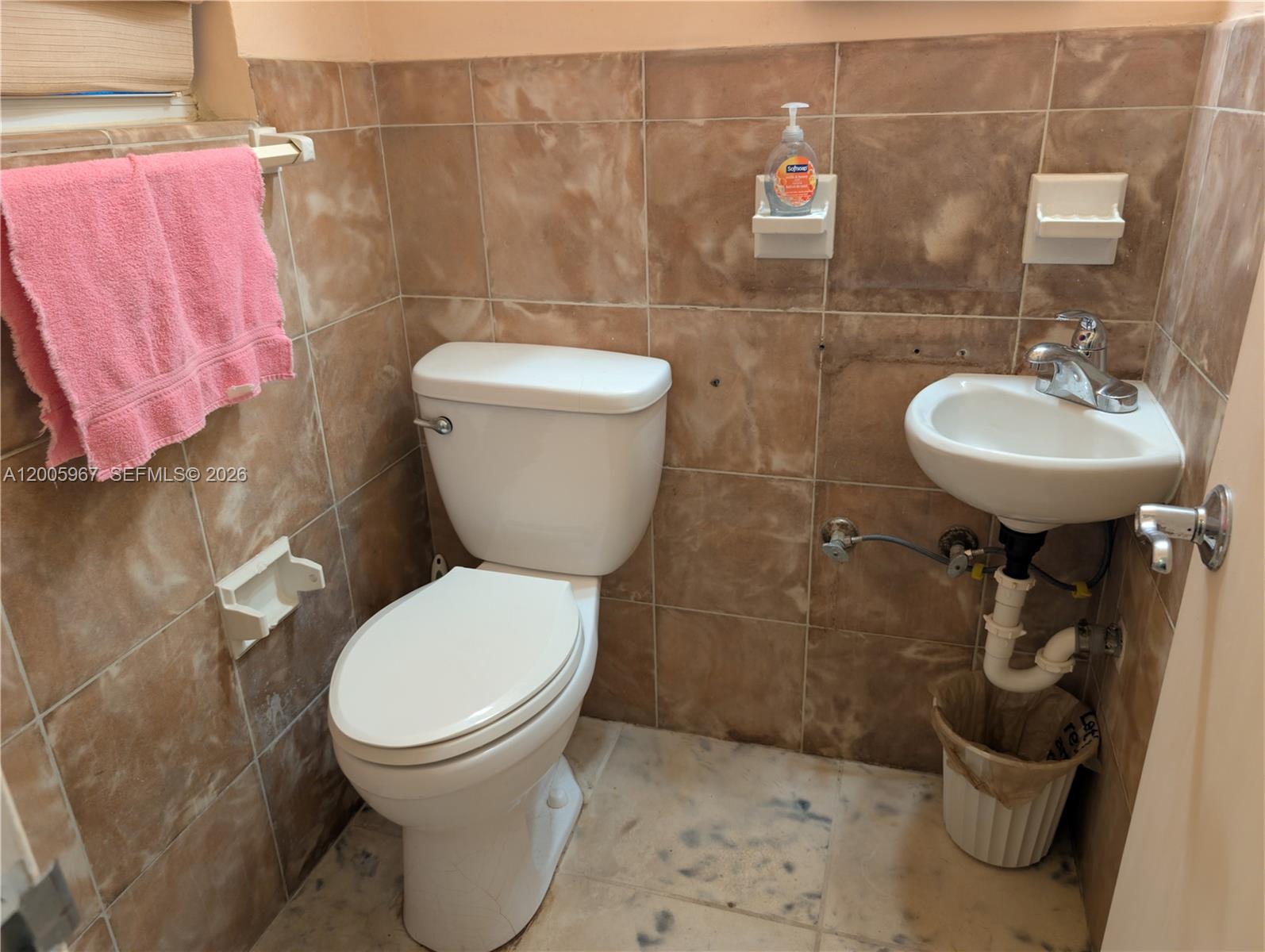   /   sq. ft. $ 2026-04-22 0 Photo