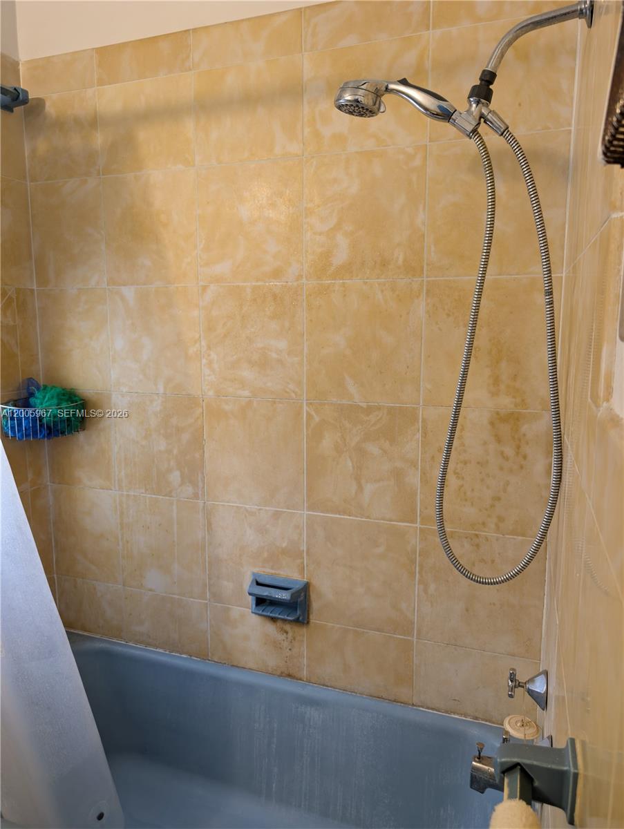   /   sq. ft. $ 2026-04-22 0 Photo