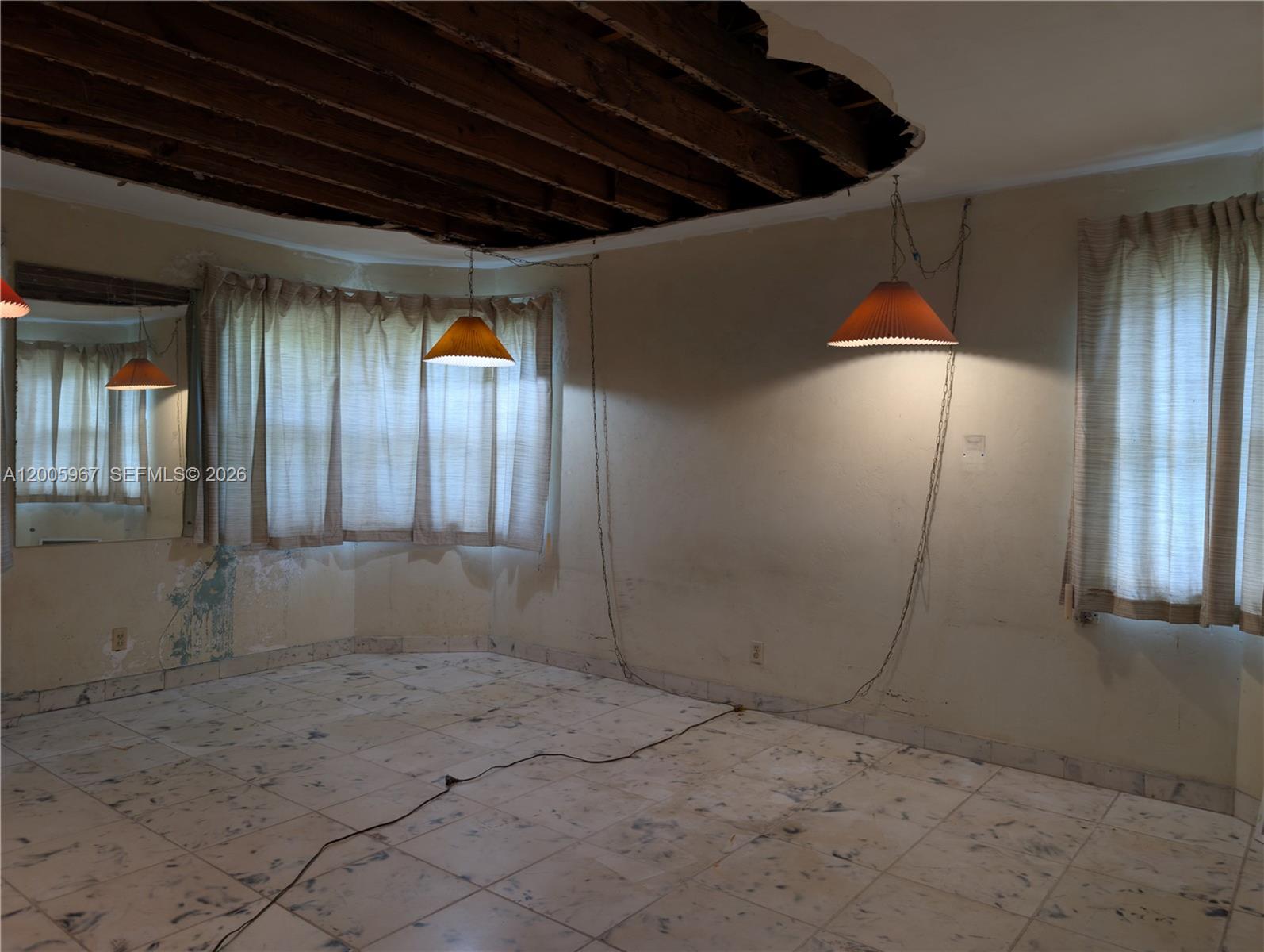   /   sq. ft. $ 2026-04-22 0 Photo