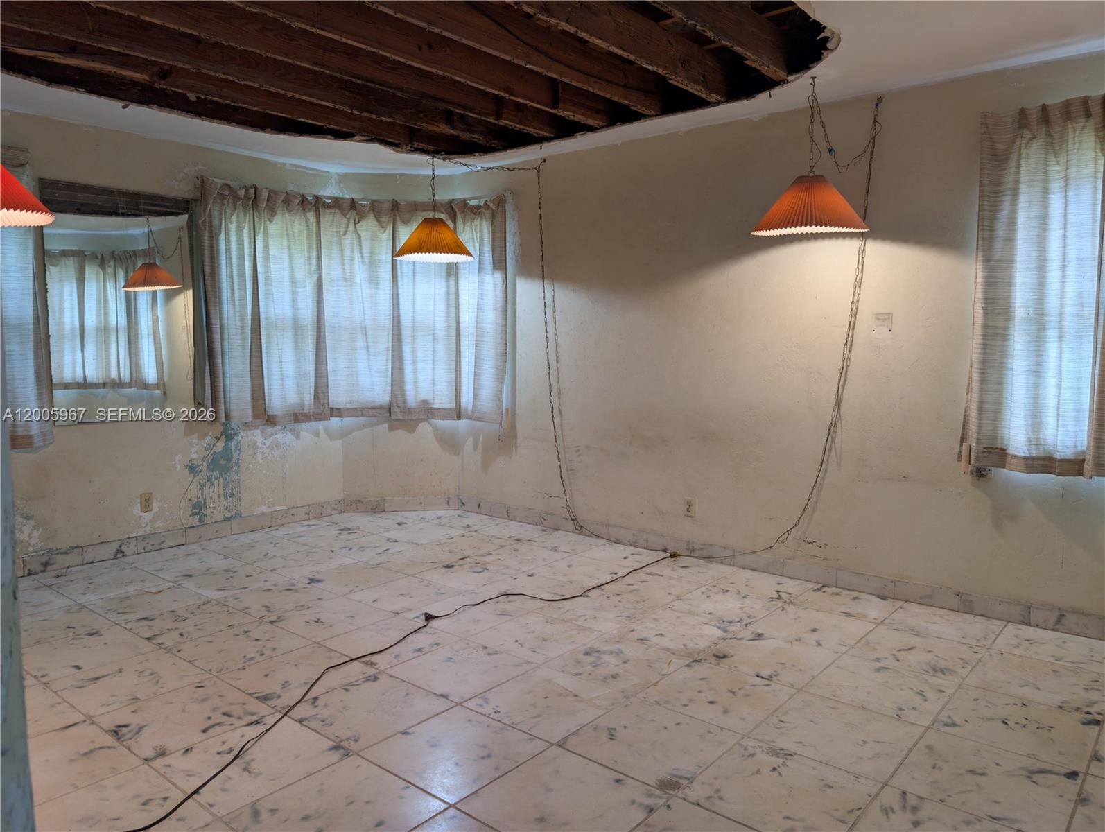   /   sq. ft. $ 2026-04-22 0 Photo