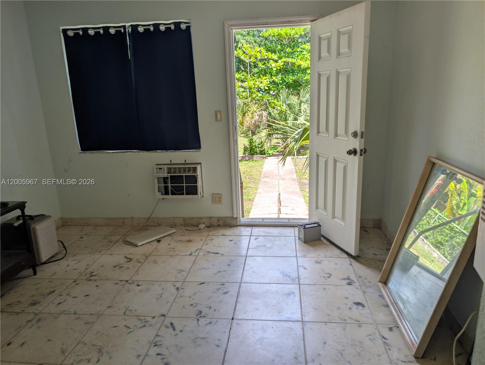   /   sq. ft. $ 2026-04-22 0 Photo