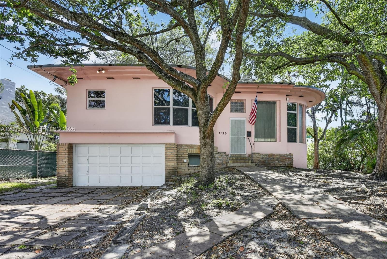   /   sq. ft. $ 2026-04-22 0 Photo