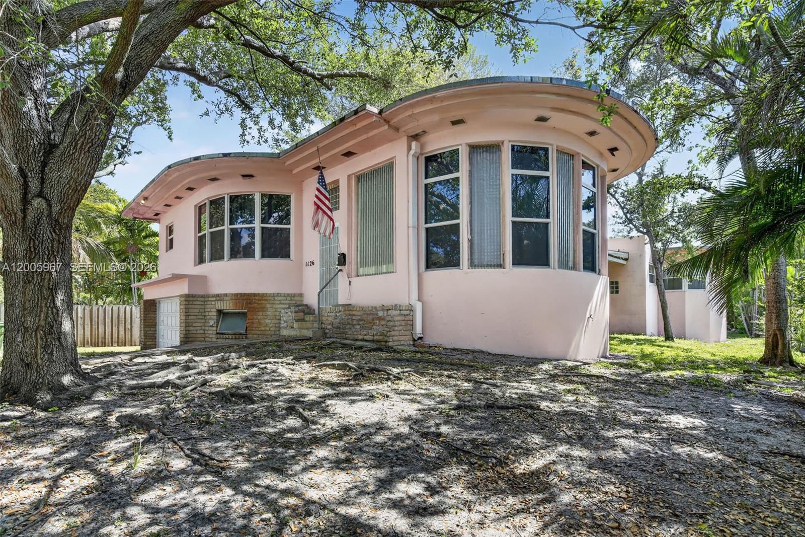   /   sq. ft. $ 2026-04-22 0 Photo