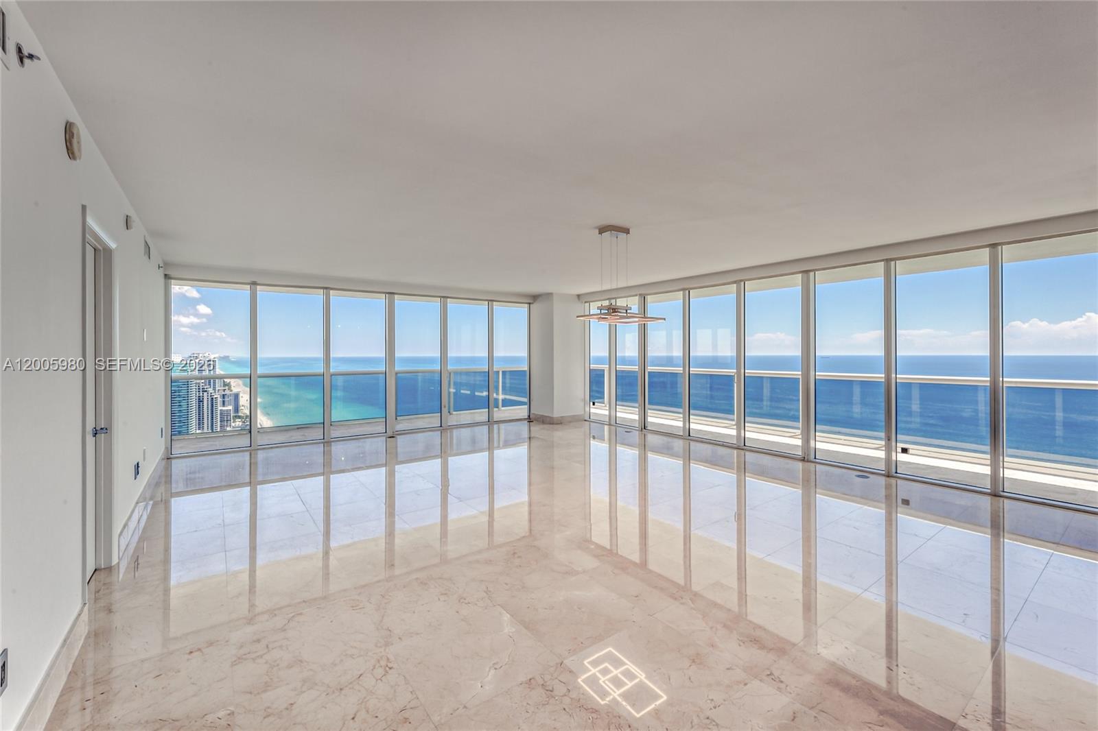 4601 3 / 3 2065 sq. ft. $ 2026-04-22 0 Photo