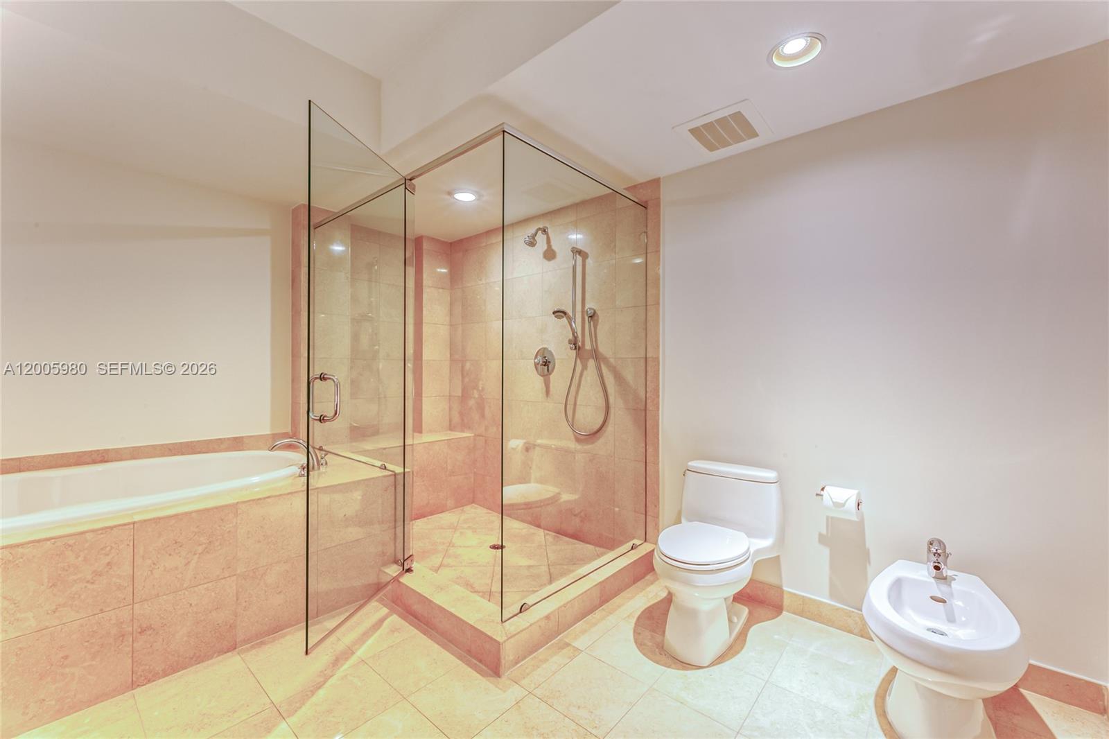 4601 3 / 3 2065 sq. ft. $ 2026-04-22 0 Photo