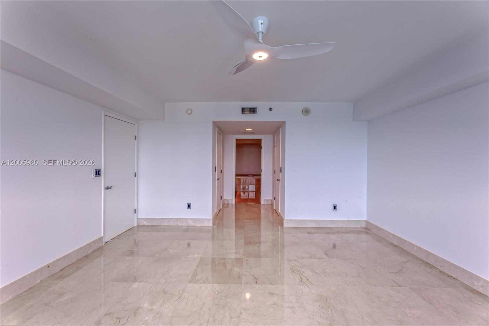 4601 3 / 3 2065 sq. ft. $ 2026-04-22 0 Photo