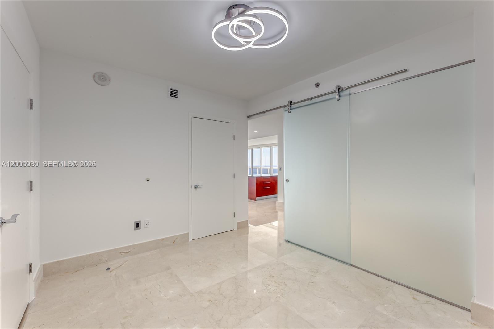 4601 3 / 3 2065 sq. ft. $ 2026-04-22 0 Photo