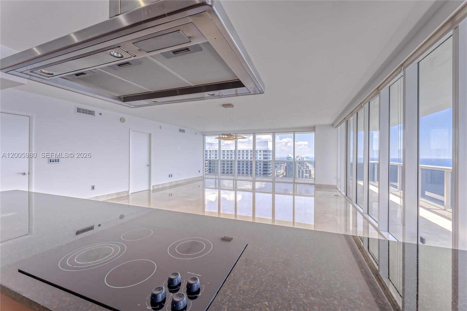 4601 3 / 3 2065 sq. ft. $ 2026-04-22 0 Photo