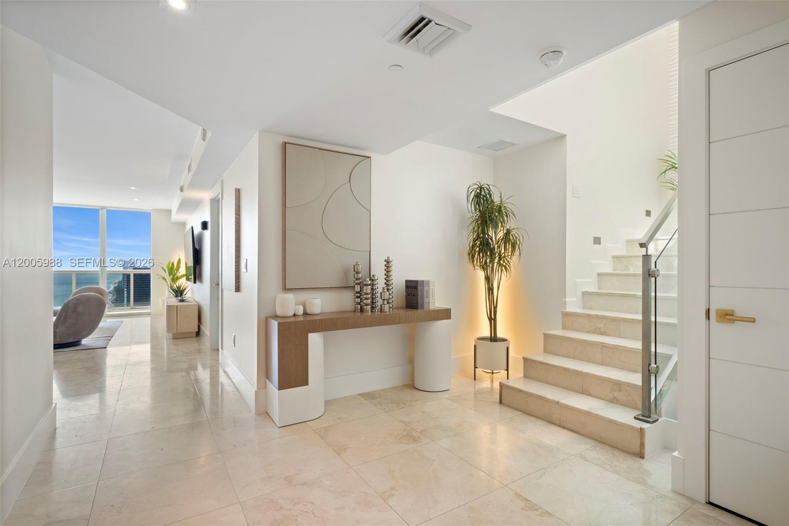 5103 3 / 4 2566 sq. ft. $ 2026-05-13 0 Photo