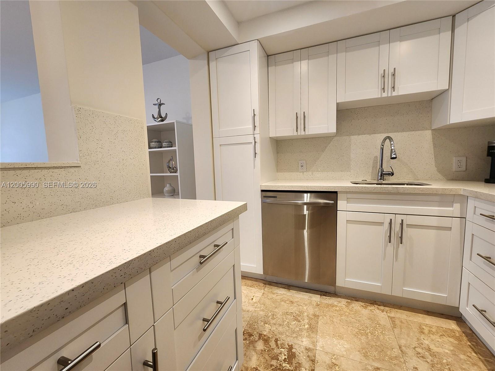 Photo of 3505 Ocean Dr  #209, Hollywood, Florida, 33019 - 