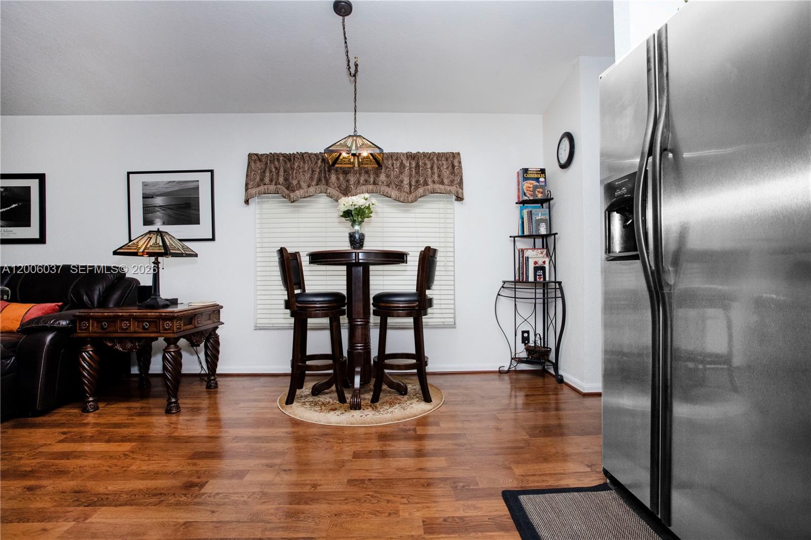 Ver detalles 11413 4 / 2 sq. ft. $ 2026-04-22 0 foto