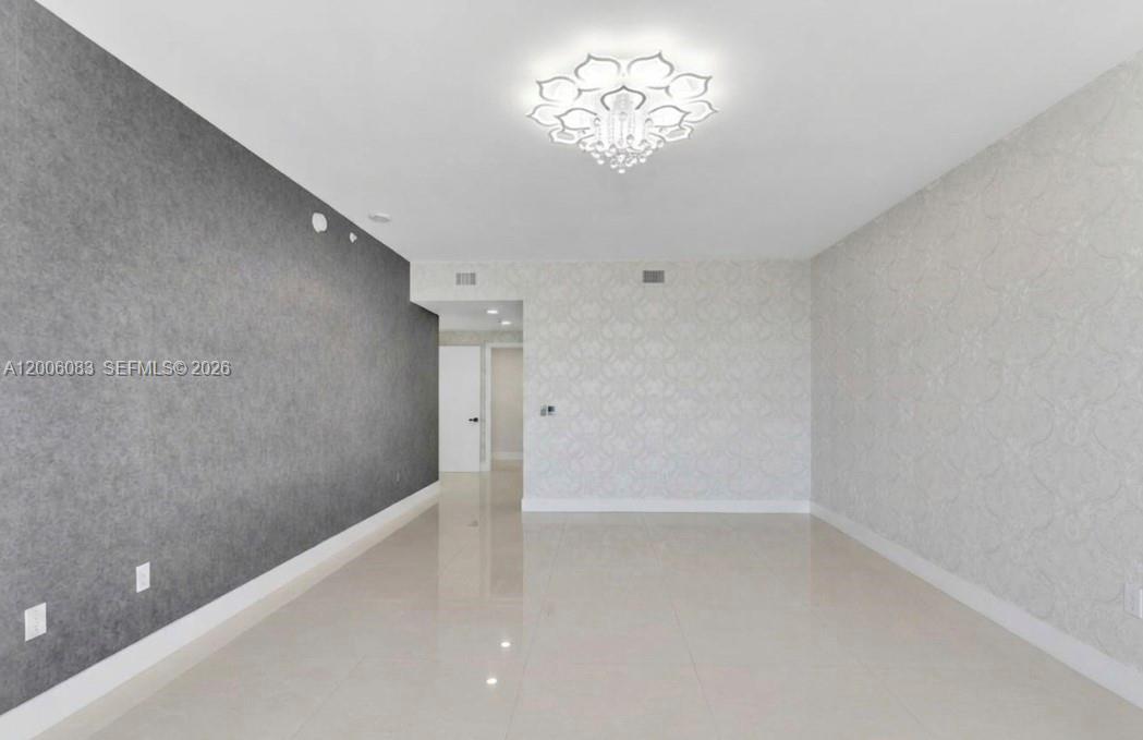 909 3 / 4 2421 sq. ft. $ 2026-04-22 0 Photo