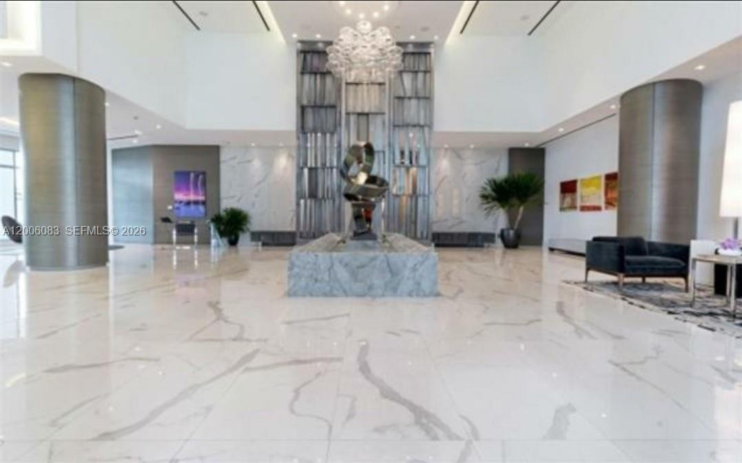 909 3 / 4 2421 sq. ft. $ 2026-04-22 0 Photo