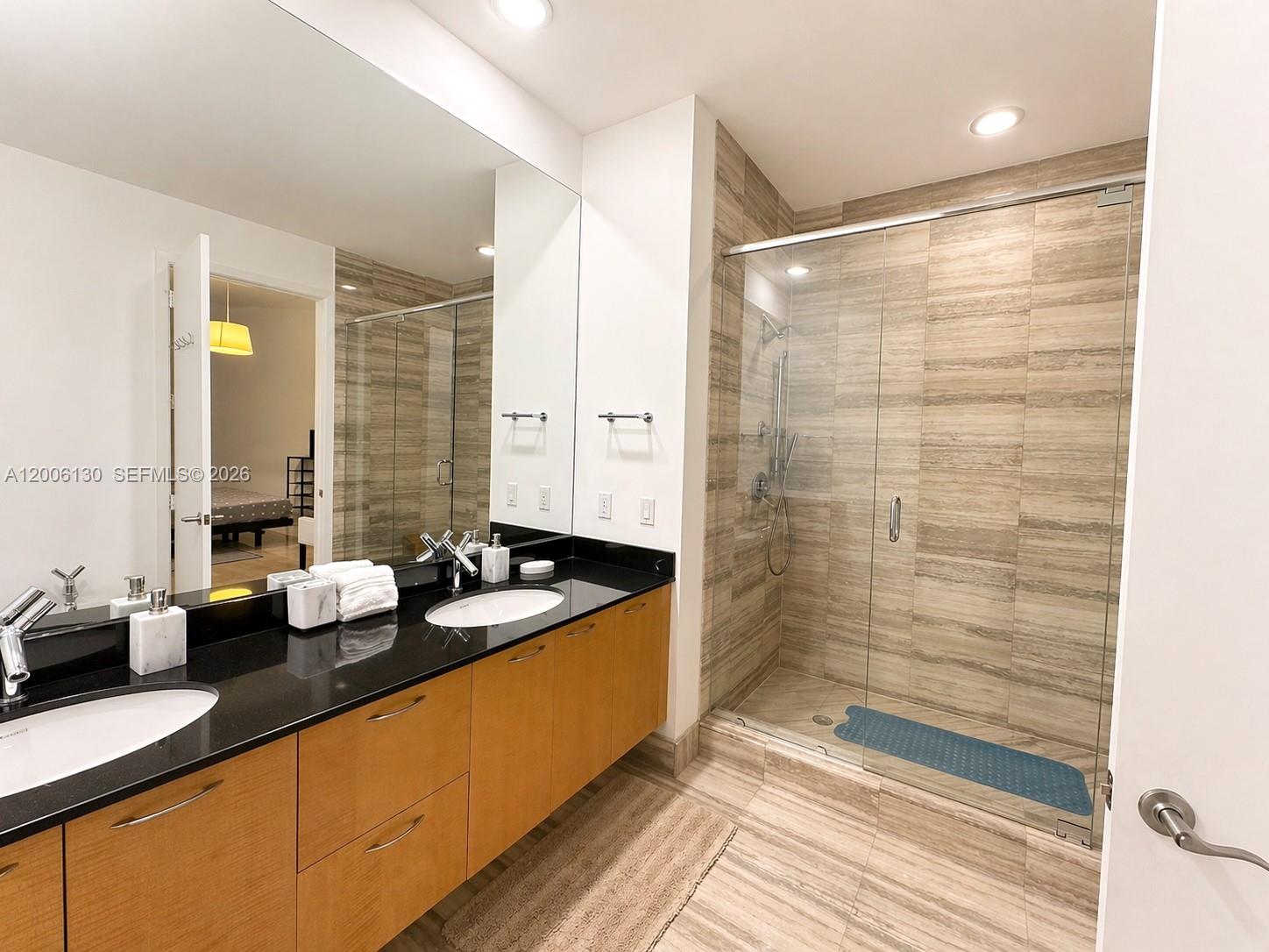 3805 2 / 2 1463 sq. ft. $ 2026-04-22 0 Photo