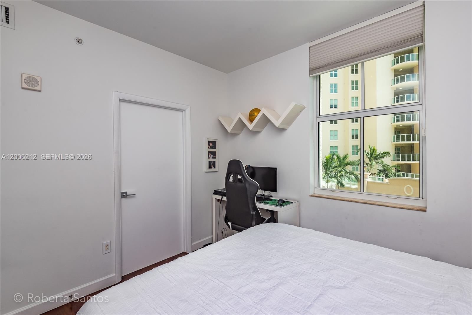 Photo of 3340 190th St  #409, Aventura, Florida, 33180 - 