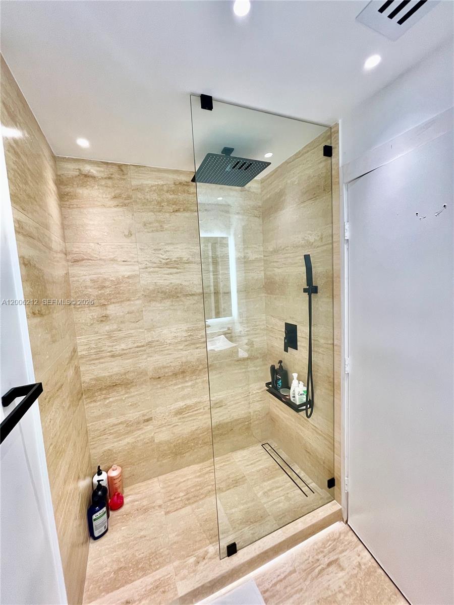 Photo of 3340 190th St  #409, Aventura, Florida, 33180 - 