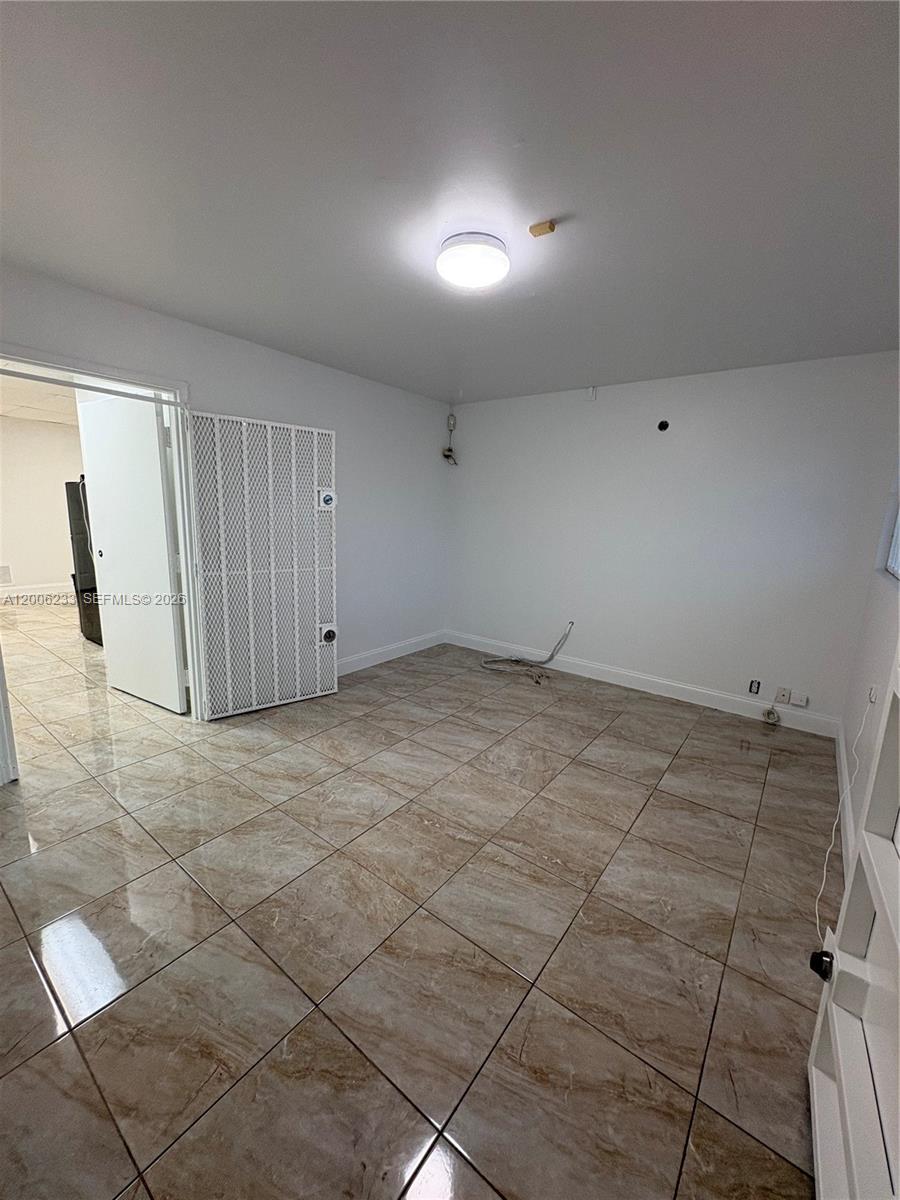 11471  /   sq. ft. $ 2026-04-22 0 Photo