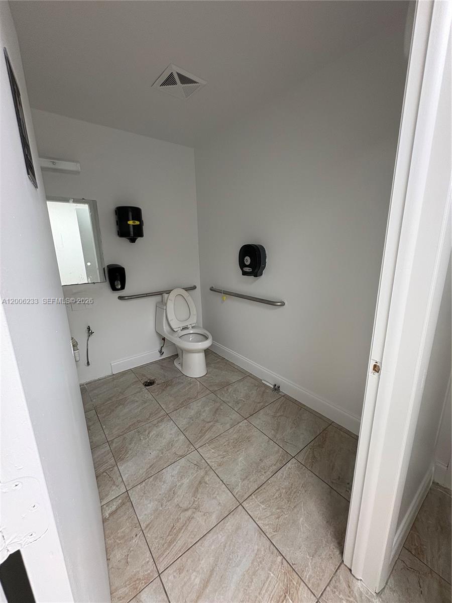 11471  /   sq. ft. $ 2026-04-22 0 Photo