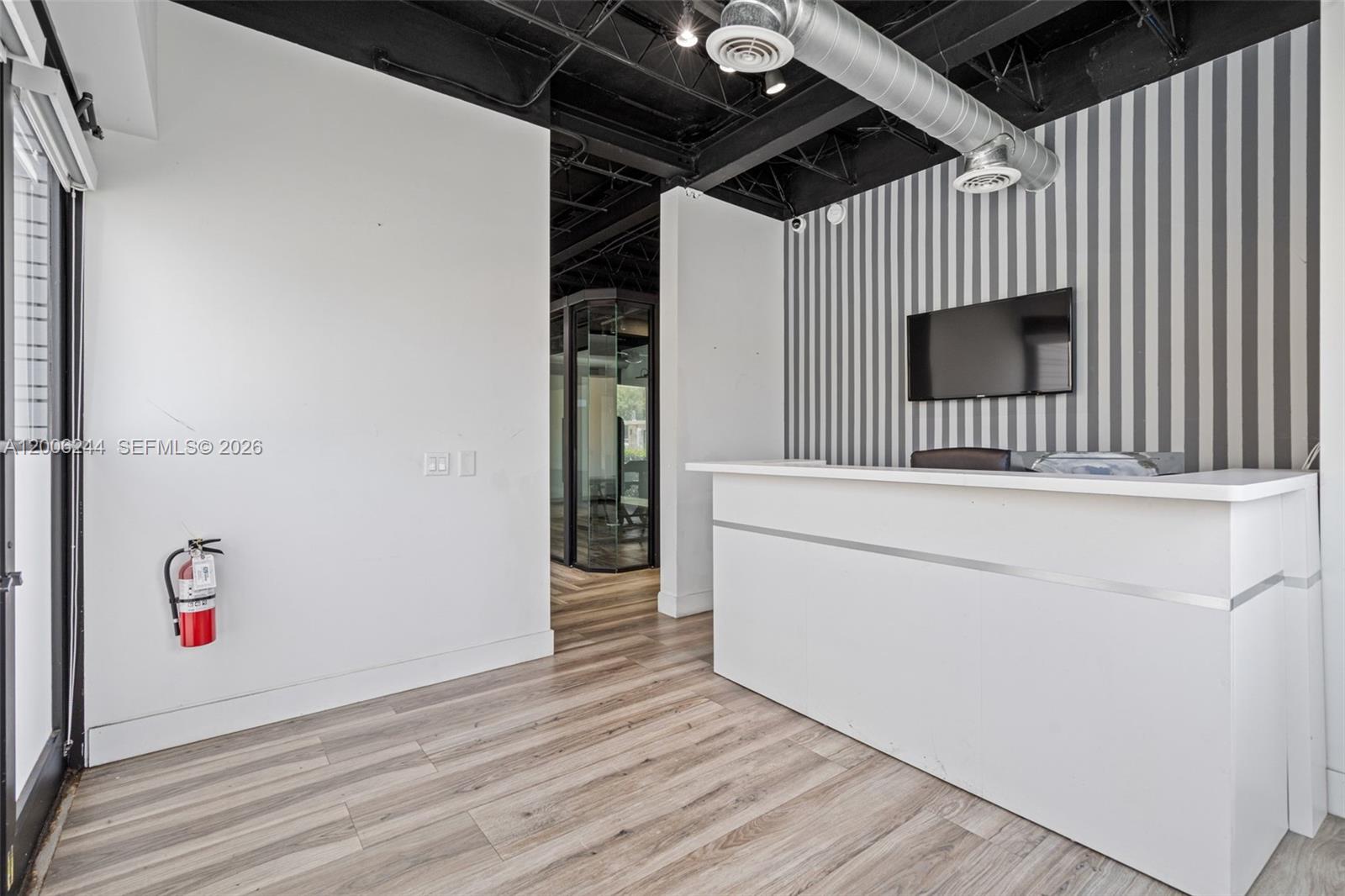   /   sq. ft. $ 2026-04-22 0 Photo