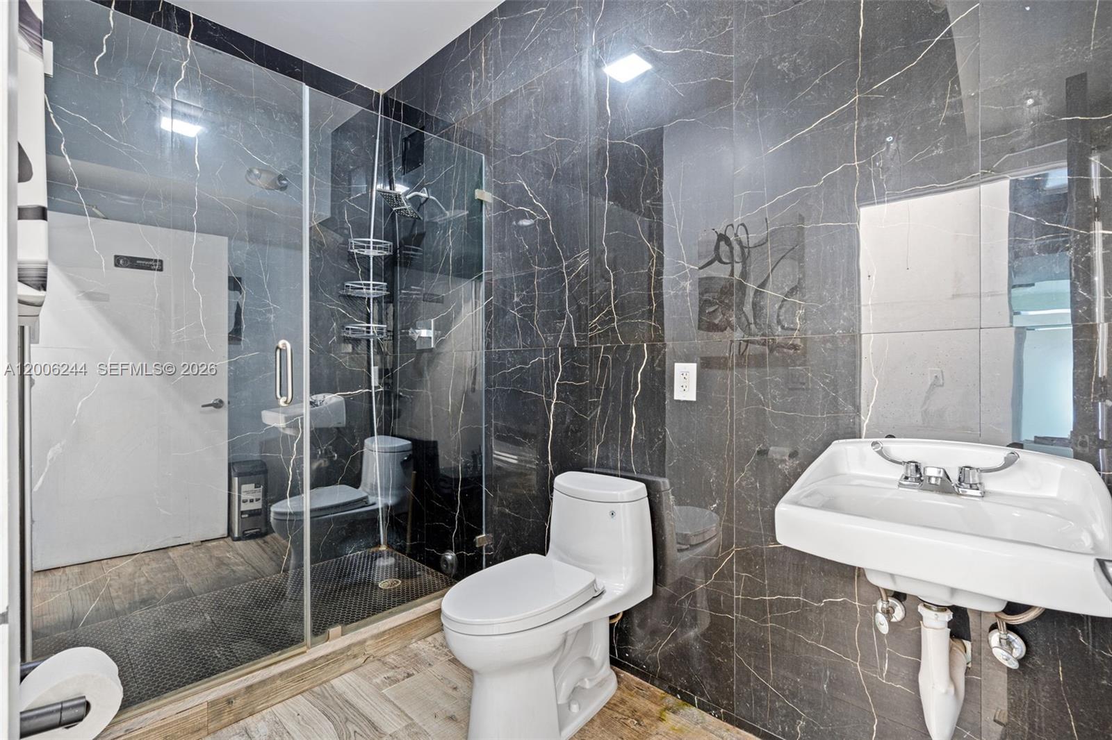  /   sq. ft. $ 2026-04-22 0 Photo