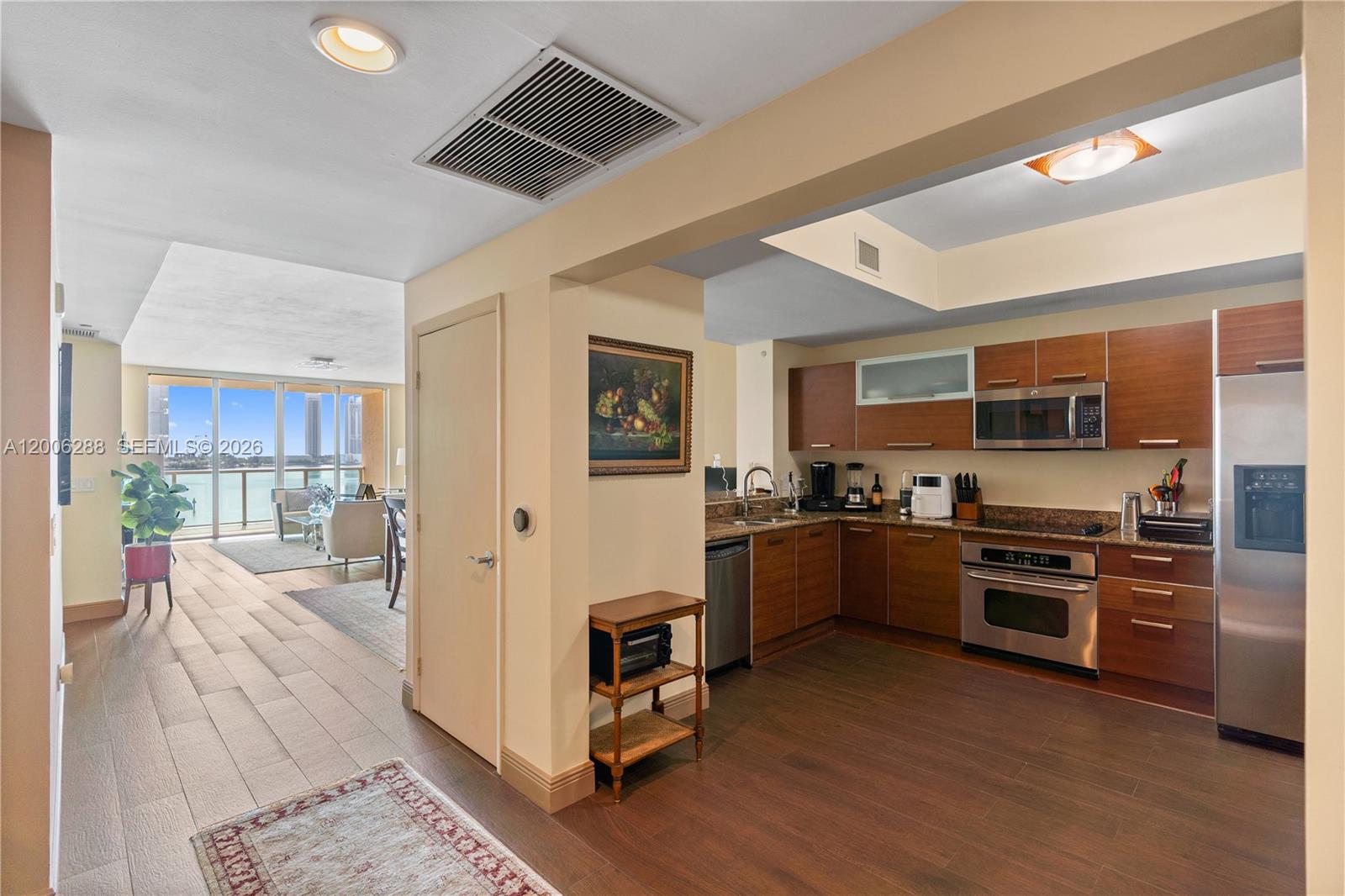 Photo of 3330 190th St  #712, Aventura, Florida, 33180 - 