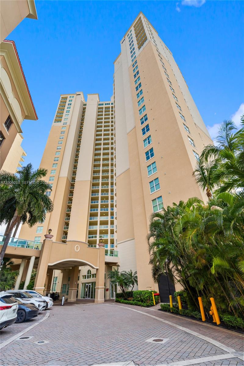 Photo of 3330 190th St  #712, Aventura, Florida, 33180 - 