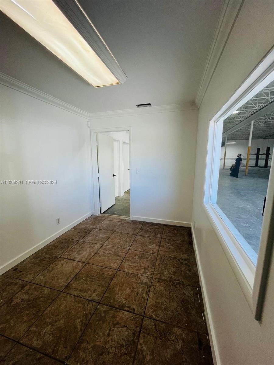See details / sq. ft. $ 2026-04-22 0 Photo