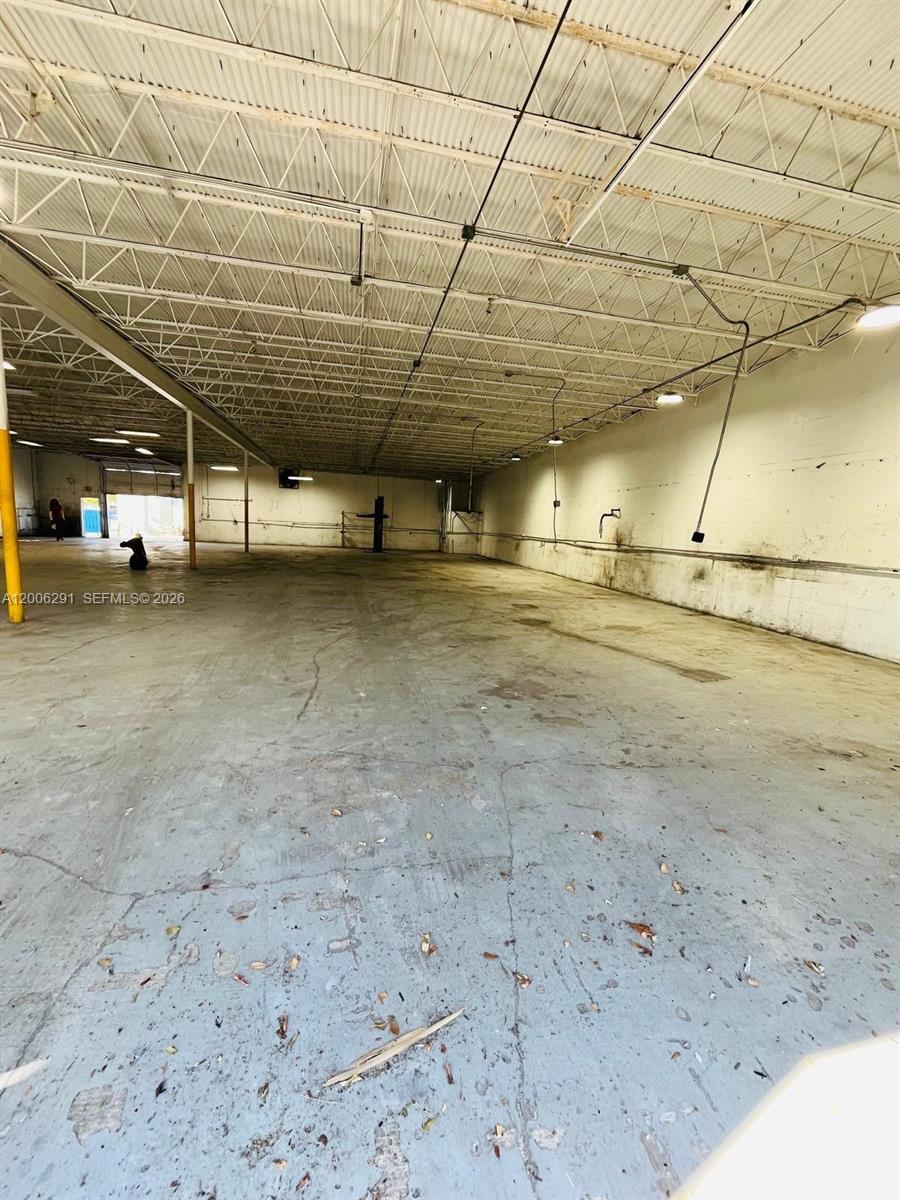See details / sq. ft. $ 2026-04-22 0 Photo